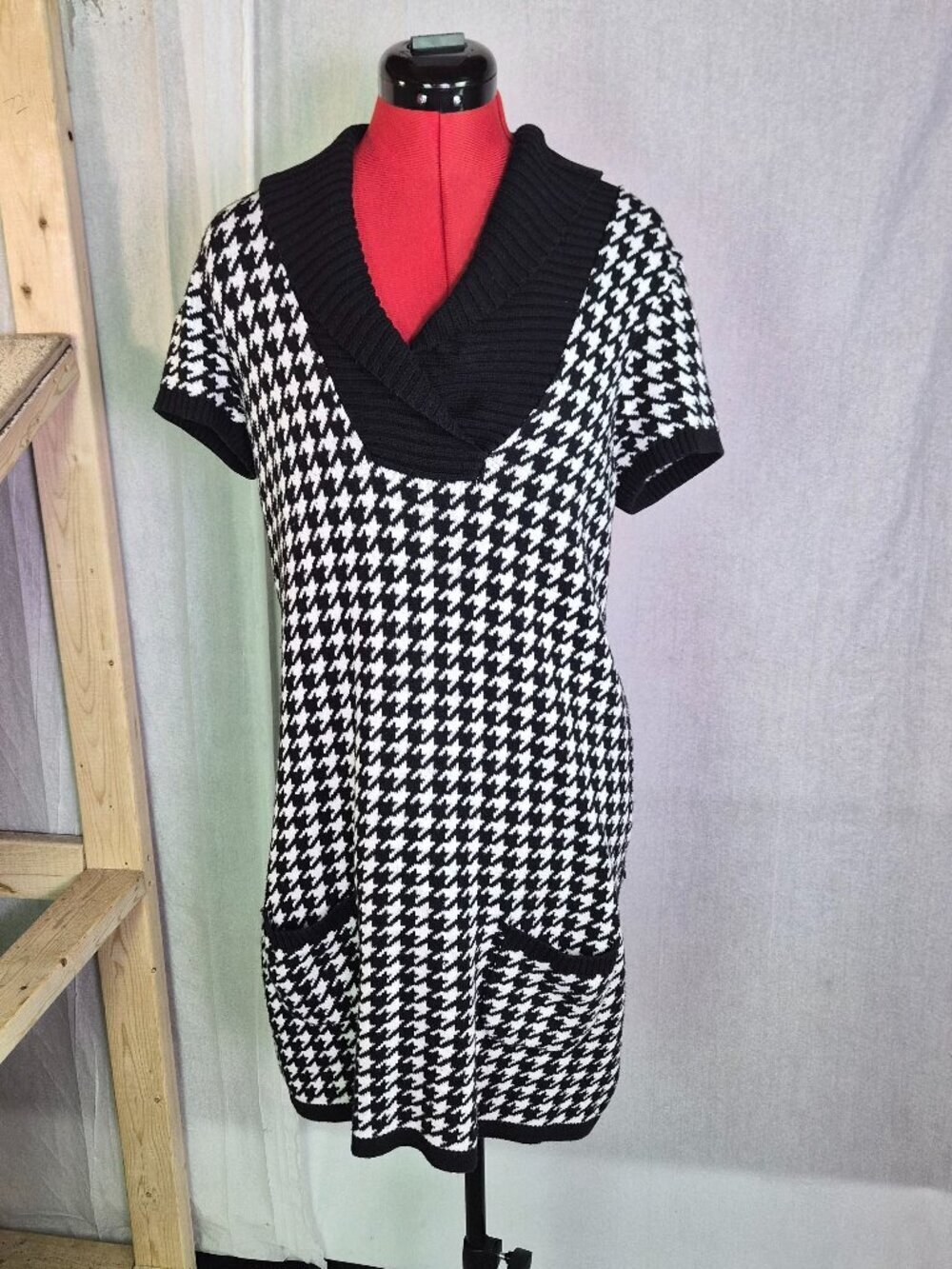 Style & Co. Women's Shawl Neck Sweater Dress Houndstooth Front Pockets Sz M G031